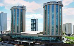 Hilton Istanbul Kozyatagi 5*